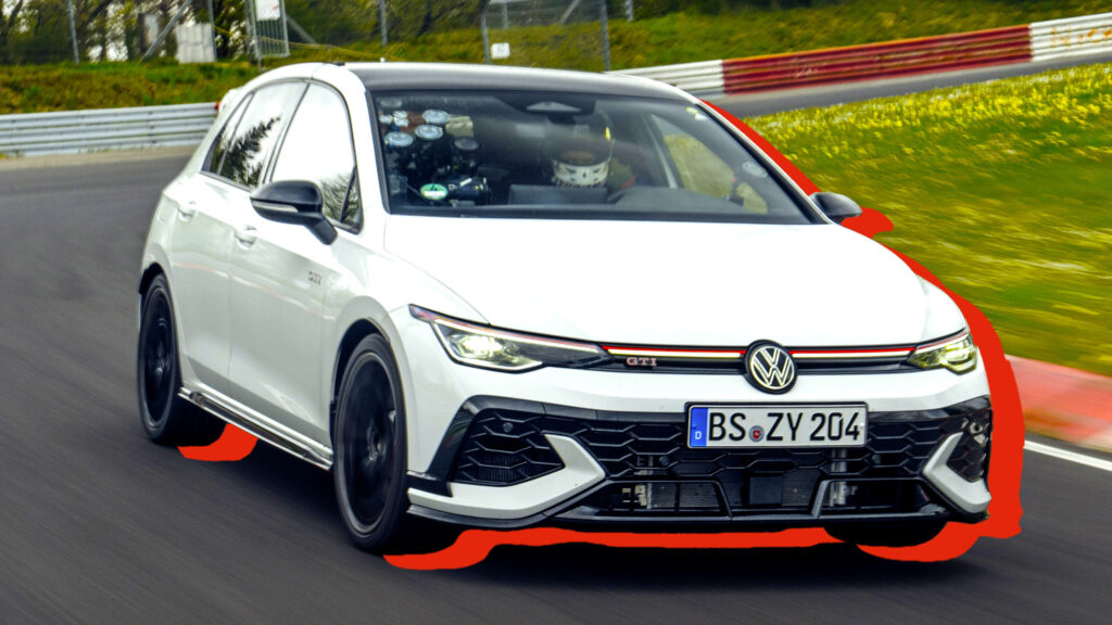 إطلاق فولكس واجن GTI 50 الجديدة